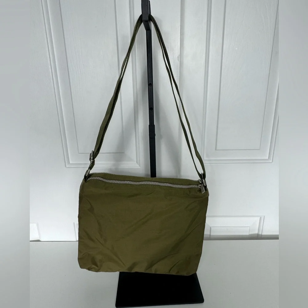 Baggallini 2-Zip Adjustable Crossbody‎ Bag Green/Orange 11” x 9.5” x 1” EXC COND